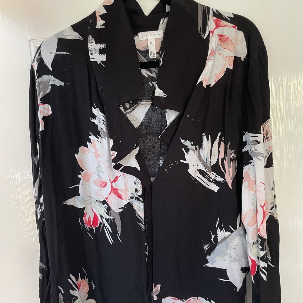 Women’s blouse